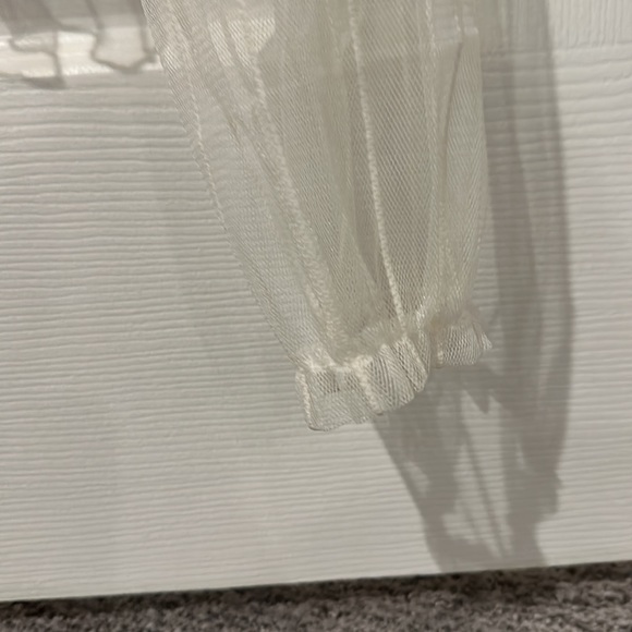 See through oak and fort blouse NWT - Picture 3 of 5